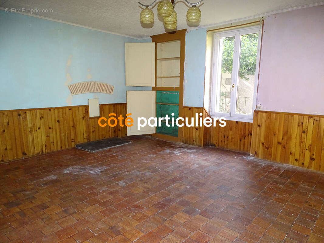 Maison à LA CELLE-CONDE