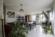 Appartement à LUDRES