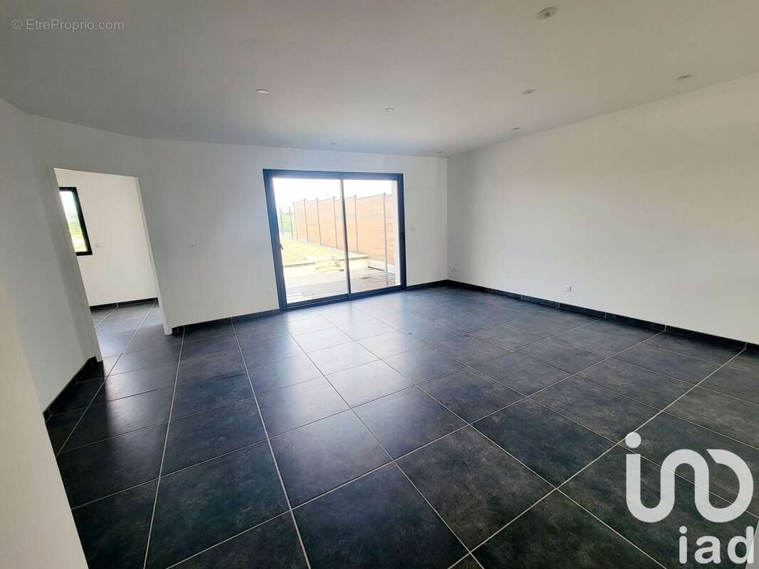 Photo 2 - Maison à RIVERY