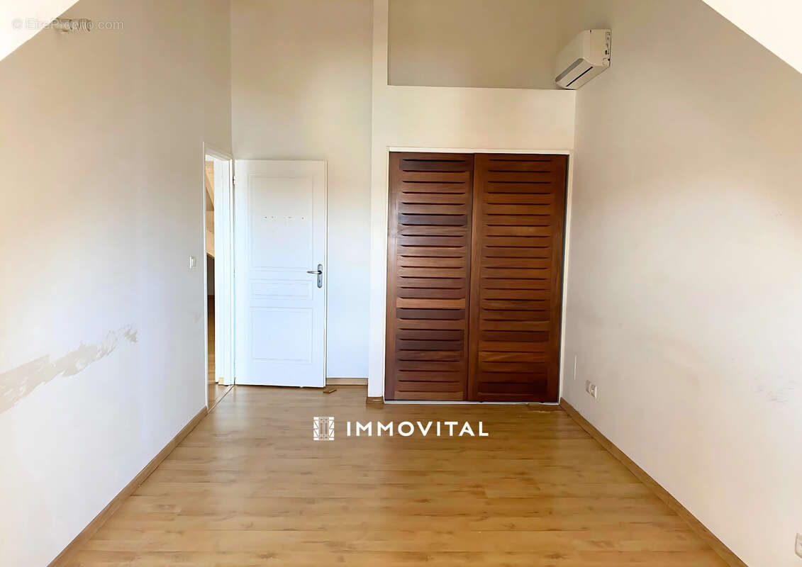 Appartement à PETIT-BOURG