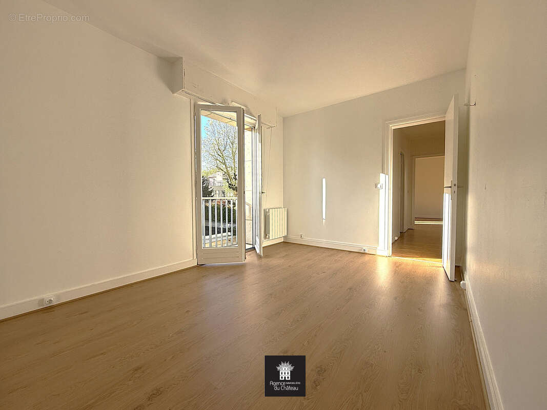 Appartement à VERSAILLES