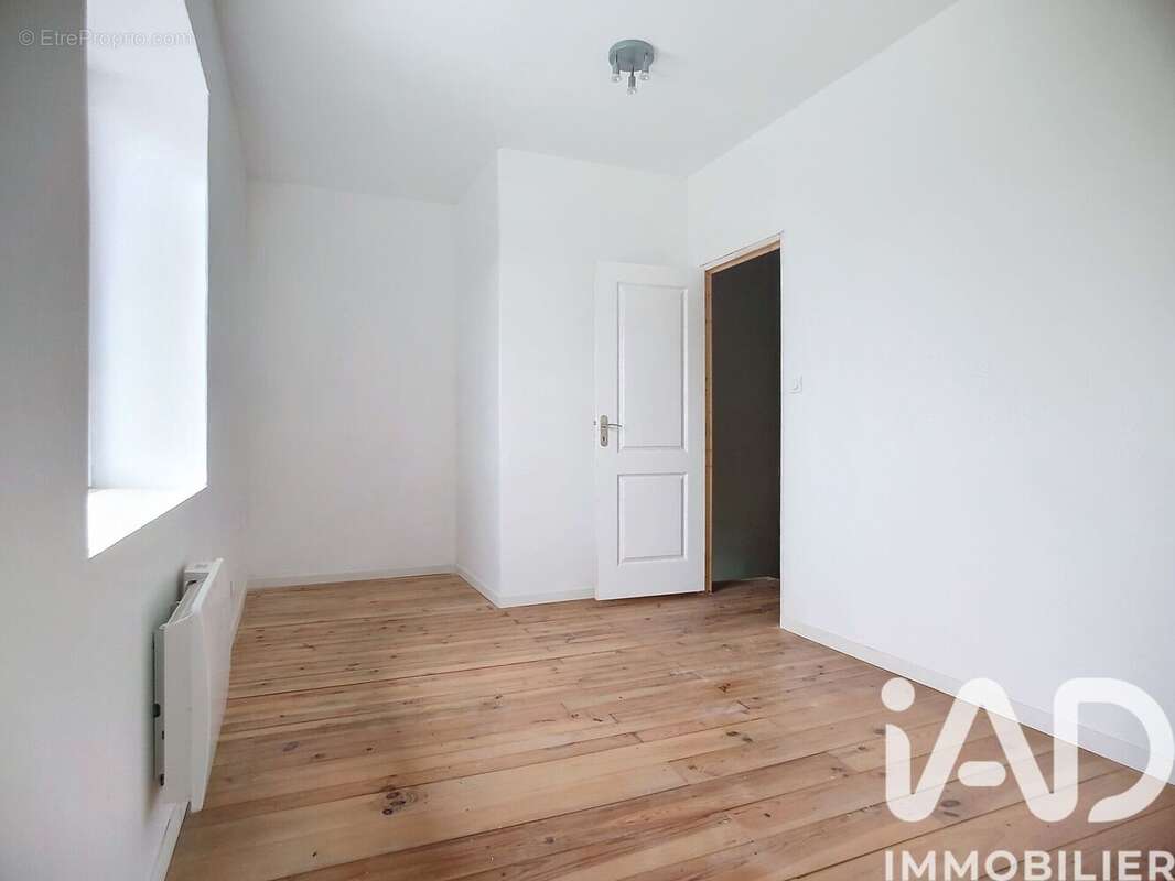 Maison 106 m² à Plats  - photo 9