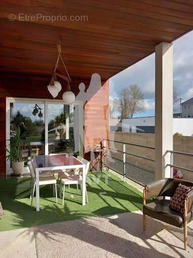 Appartement 320 m² à Reims  - photo 115