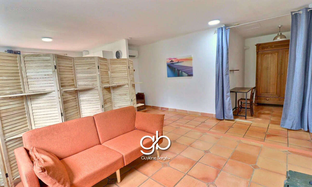 Propriété familiale avec 3 logements indépendants, piscine, installations équestres et hangar à boisseron - photo 17