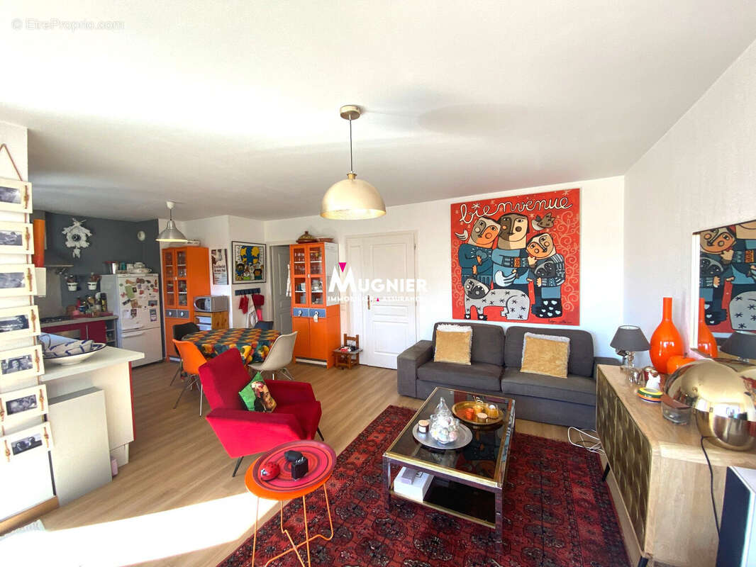 Appartement 81 m² à Taninges  - photo 3
