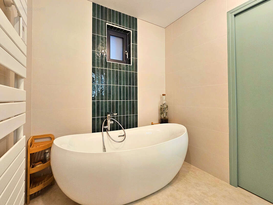 Appartement à CHARNAY-LES-MACON