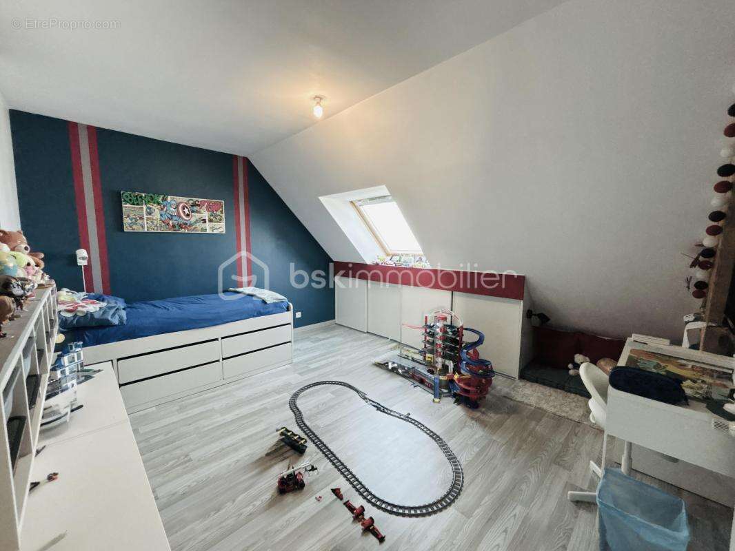 Maison à VILLEPERDUE