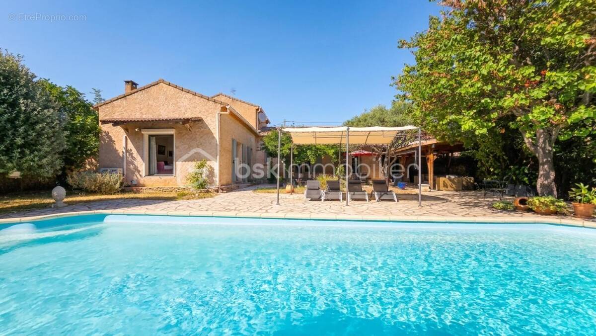 Maison à SAINT-GERVAIS