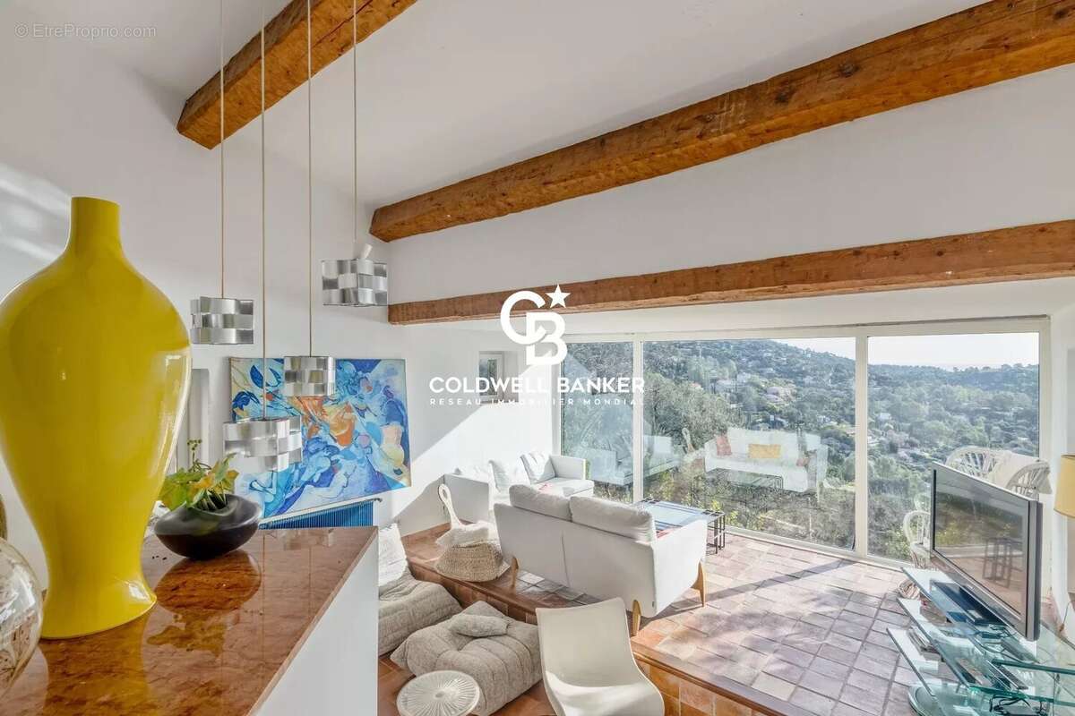 Maison à RAYOL-CANADEL-SUR-MER