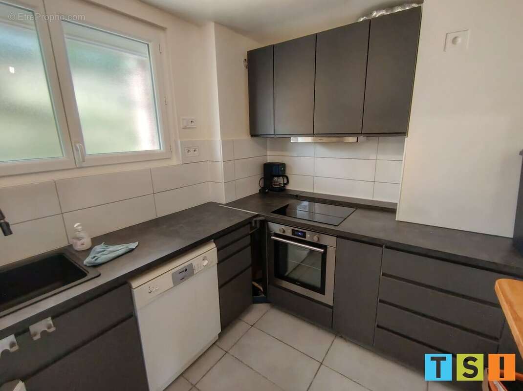 MONTREJEAU: appartement type T3 entièrement rénové. - photo 4