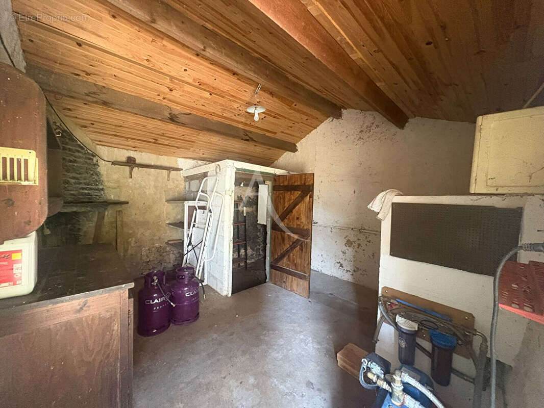 Maison à SAINT-JUST-LUZAC