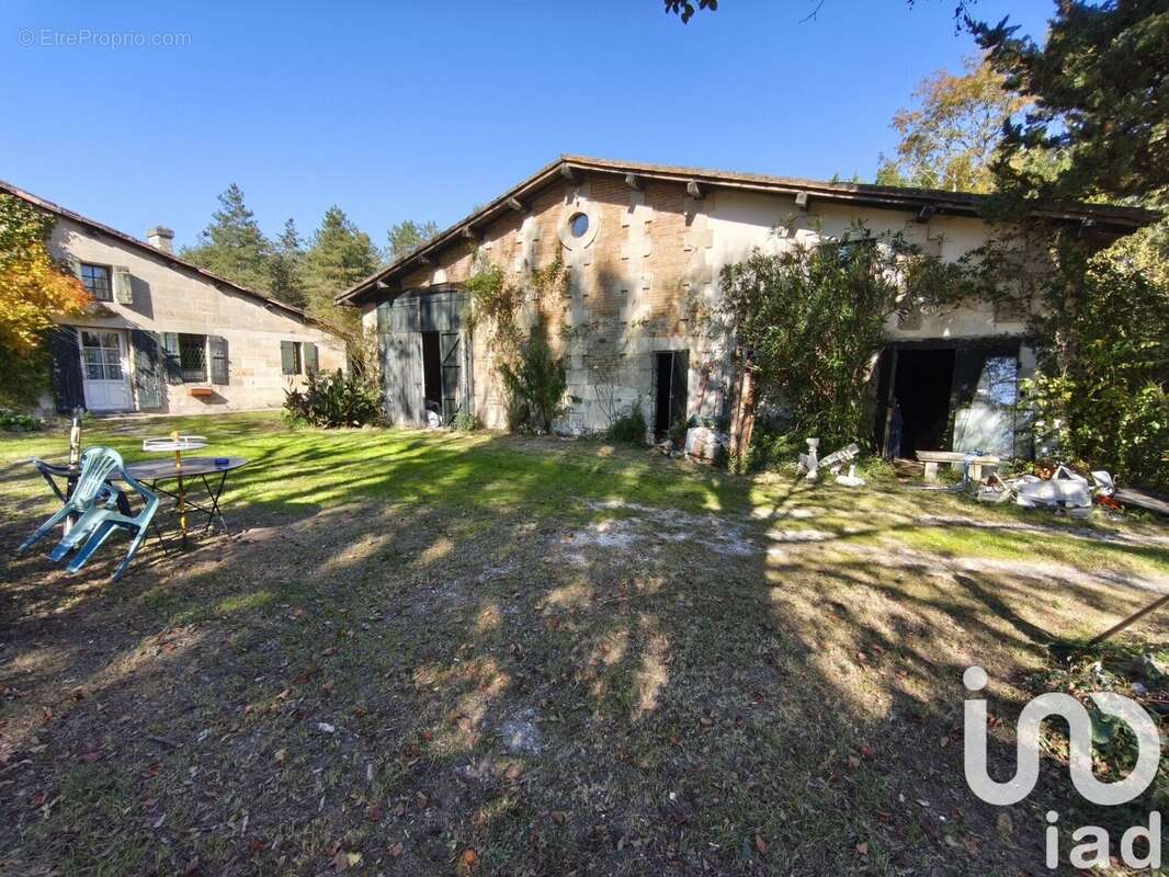 Photo 4 - Maison à TIZAC-DE-LAPOUYADE