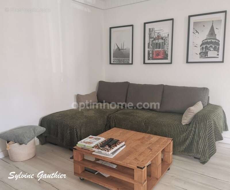 Maison à ASPRES-SUR-BUECH