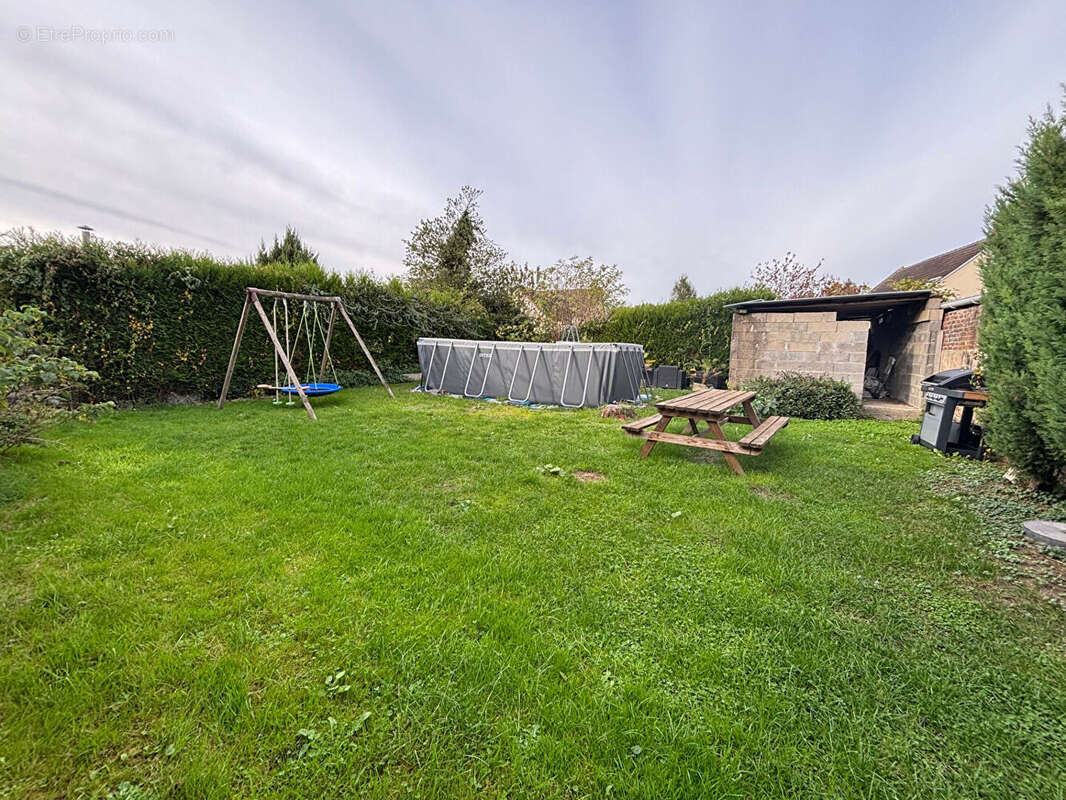 Maison à NEUILLY-EN-THELLE