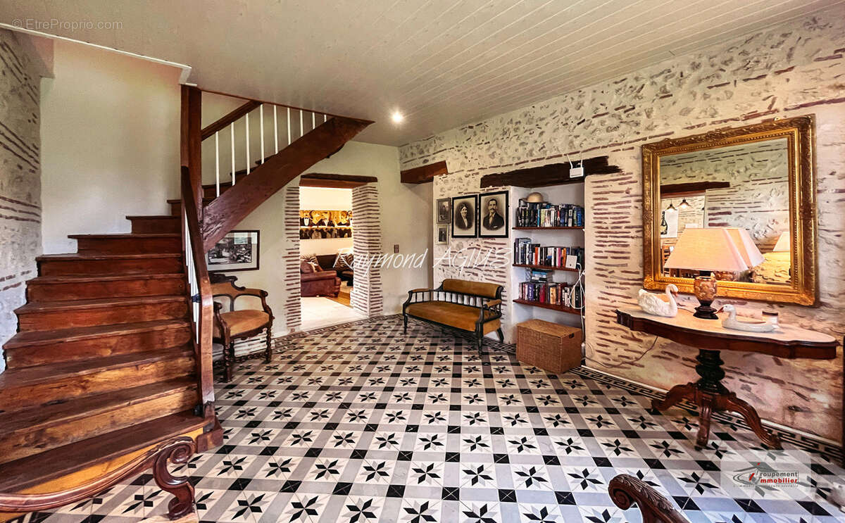 Maison à CASTELMORON-SUR-LOT