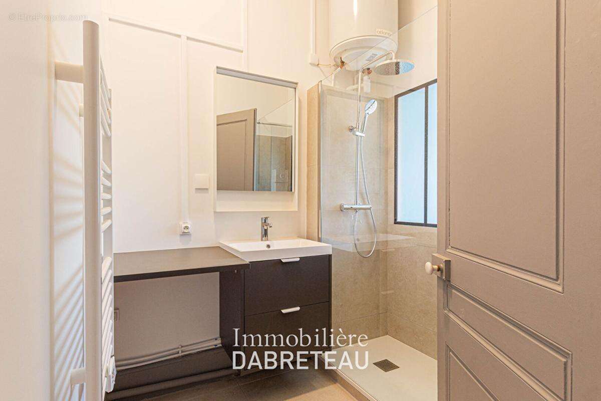 Appartement à LYON-6E