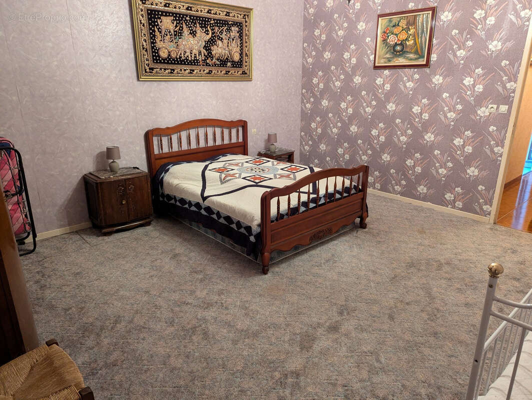 Maison à CHASSIGNOLLES