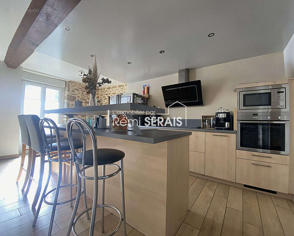 Maison à COLOMBIERS