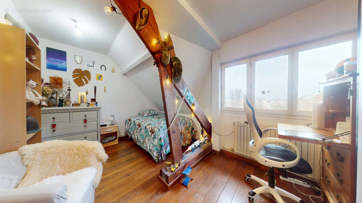 Maison à CARRIERES-SUR-SEINE