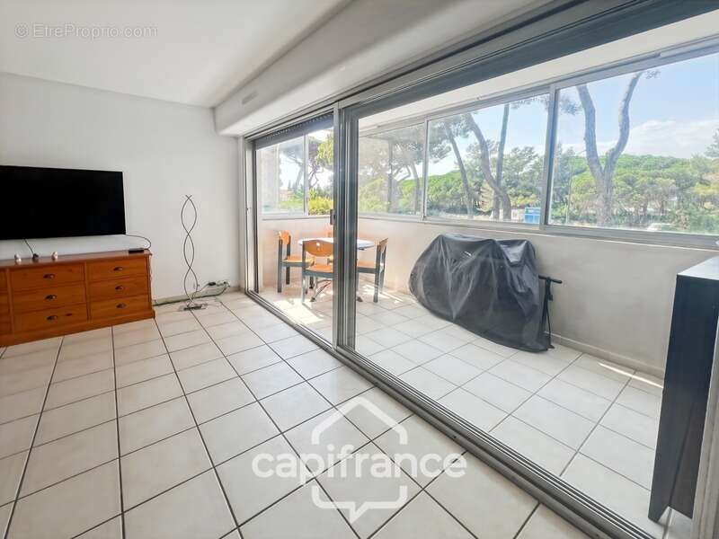Appartement à HYERES