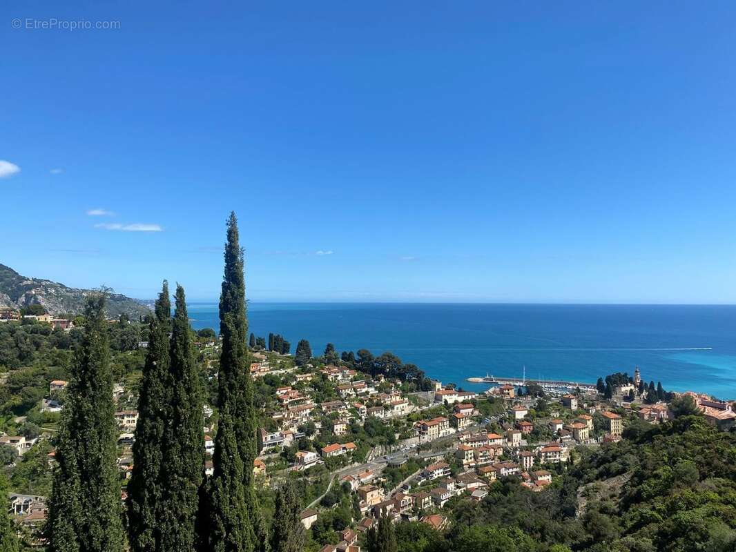 Appartement à MENTON