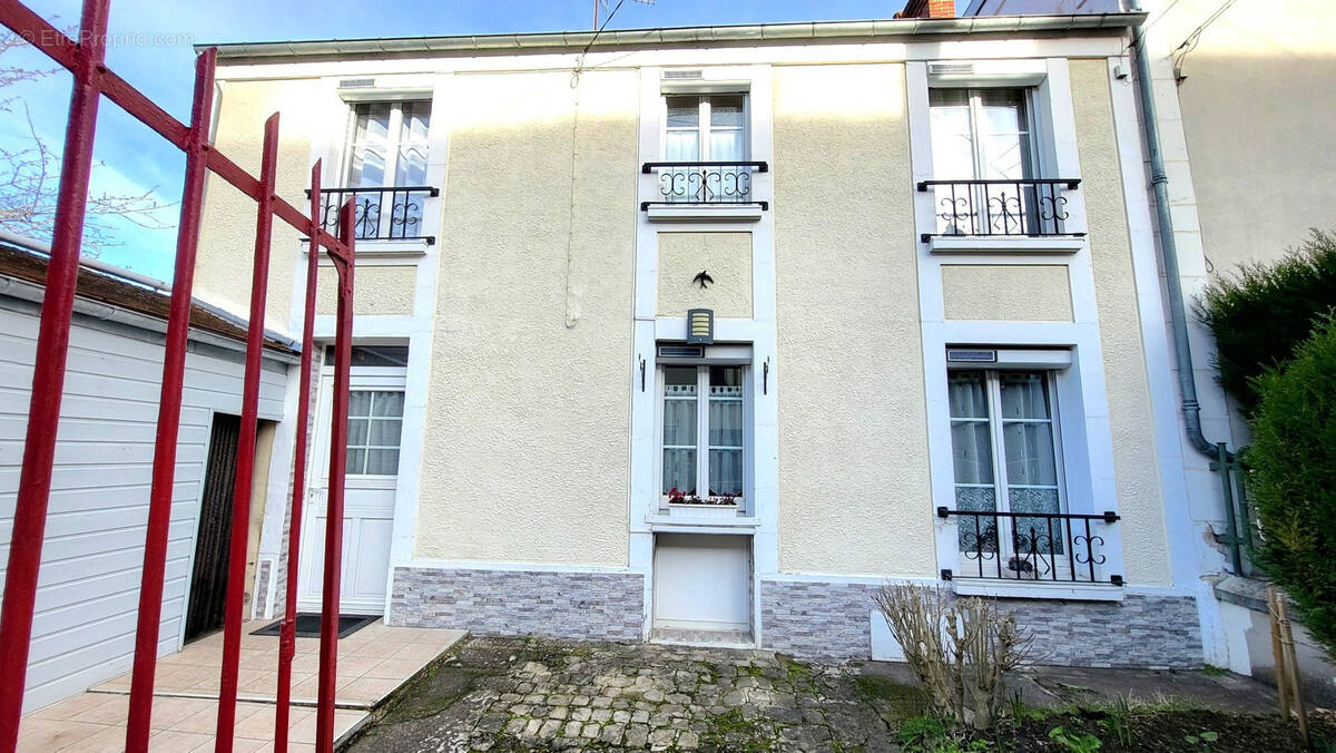 Maison à NOGENT-L'ARTAUD