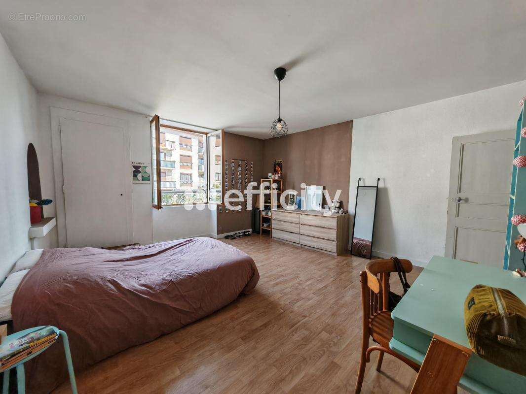 Appartement à MOIRANS