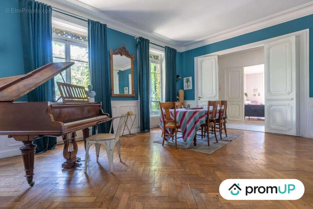 Maison à RIVE-DE-GIER