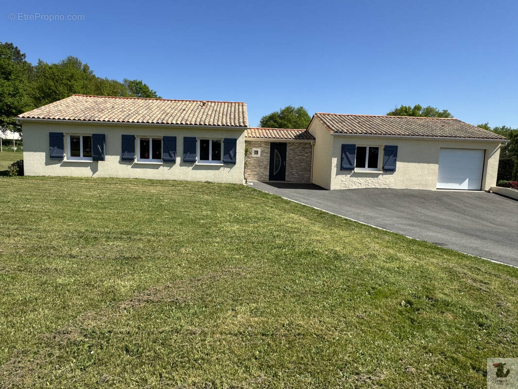 Maison à MOULEYDIER