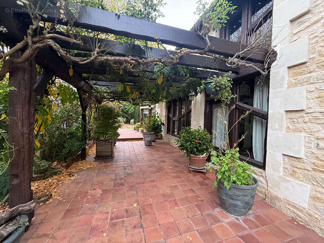 Maison à LOUZY