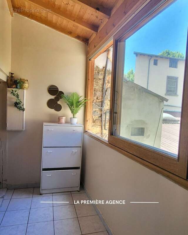 Maison 125 m² à Tarare  - photo 7
