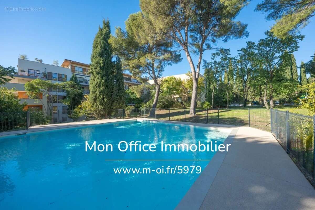 Référence : 5979-JHO. - Appartement 3 pièces de 115 m² avec terrasse de 60 m² à Aix-en-Provence - photo 14