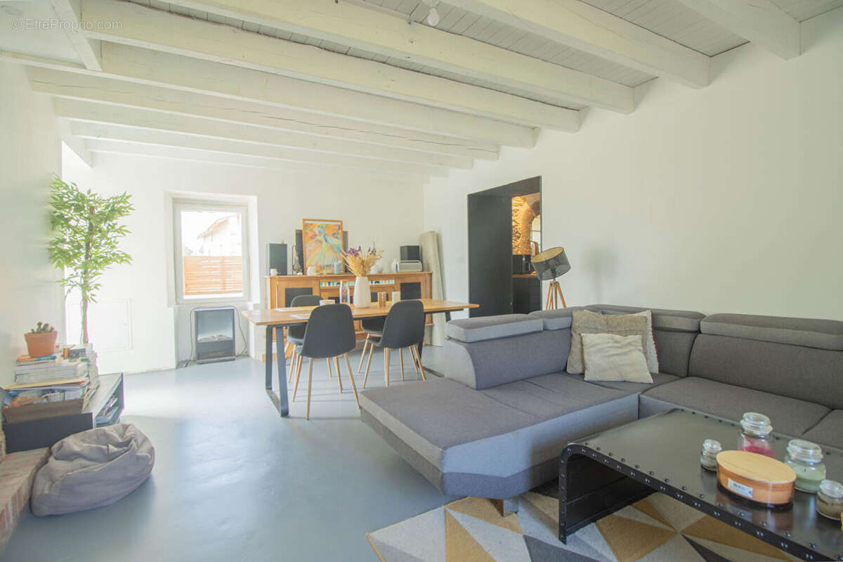 Maison à VERN-D'ANJOU