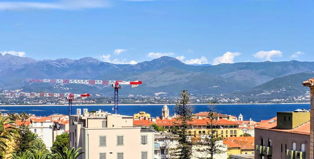 Appartement à AJACCIO