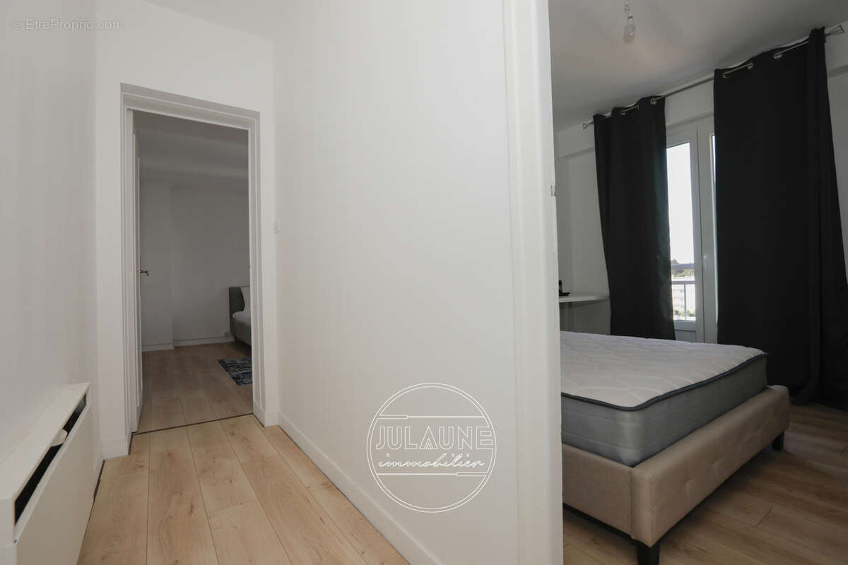 Appartement T5   Secteur Renoir   Un bien aux multiples possibilités ! - photo 16