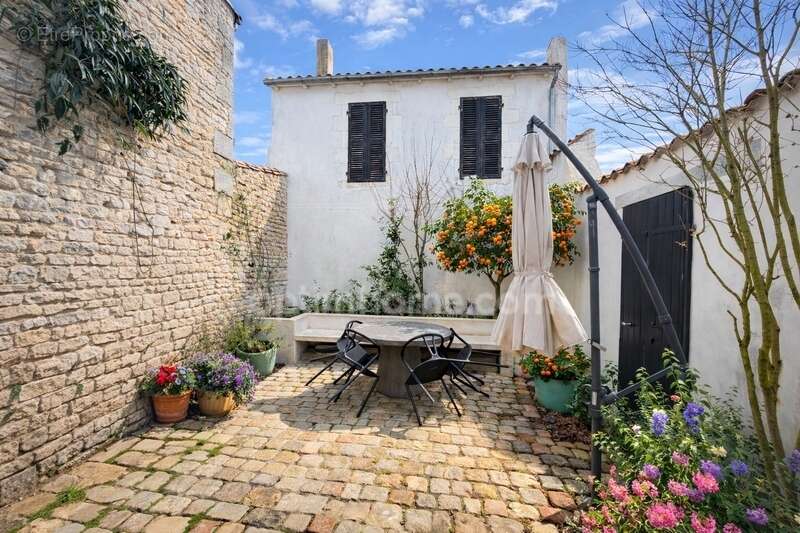 Maison à LE BOIS-PLAGE-EN-RE