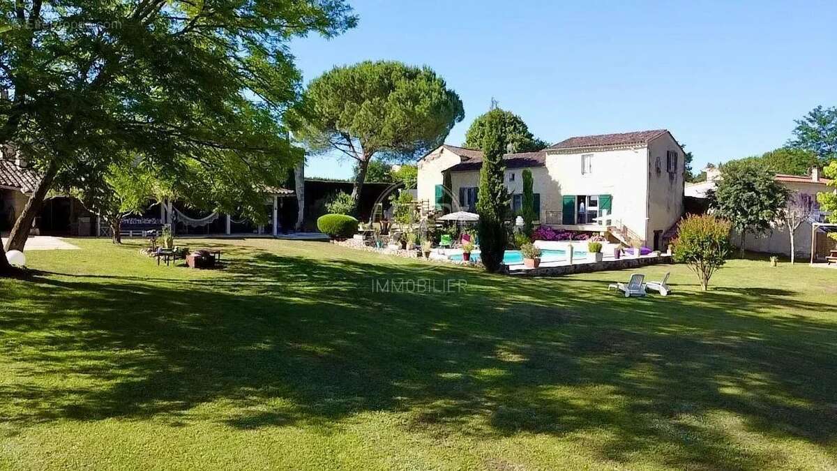 Maison à PUISSEGUIN