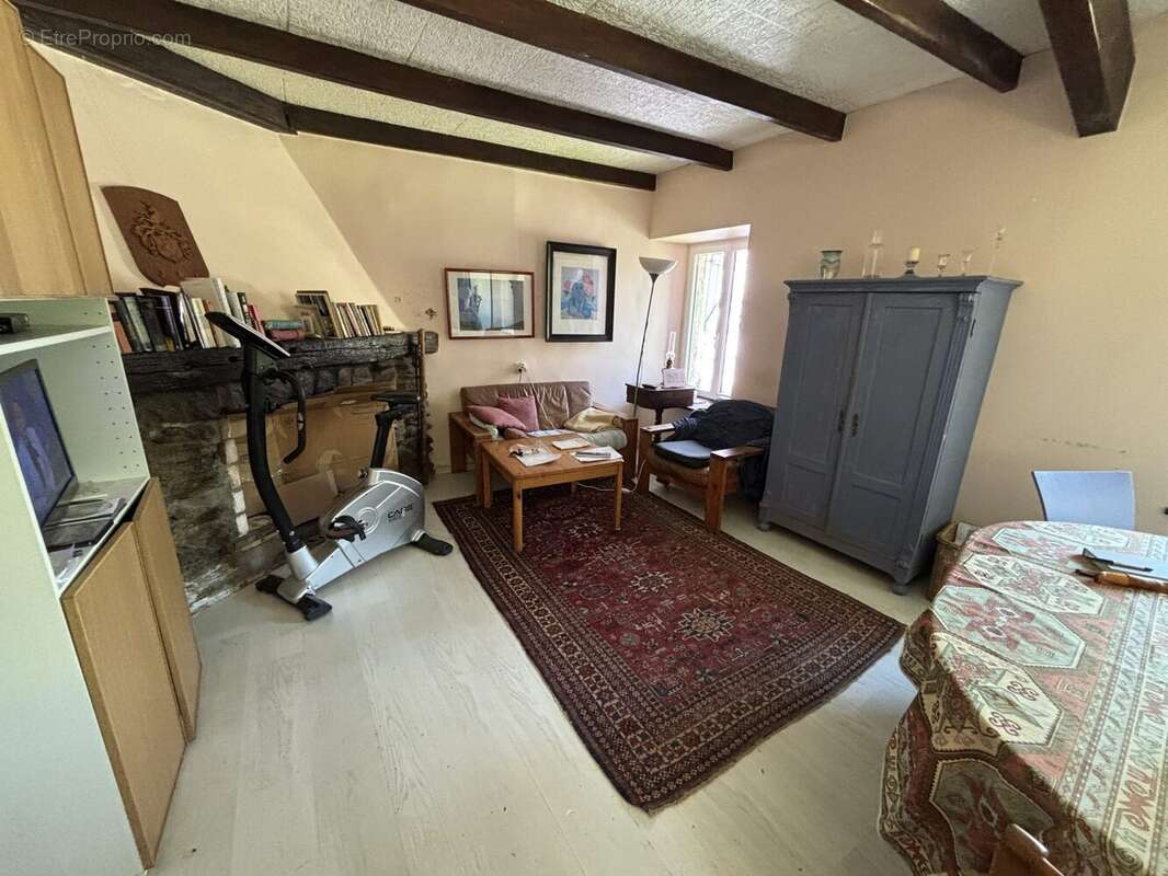 Maison à GRAVIERES