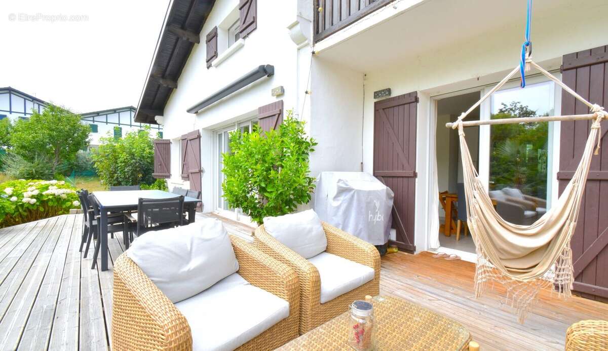 Maison 204 m² à Arcangues  - photo 7