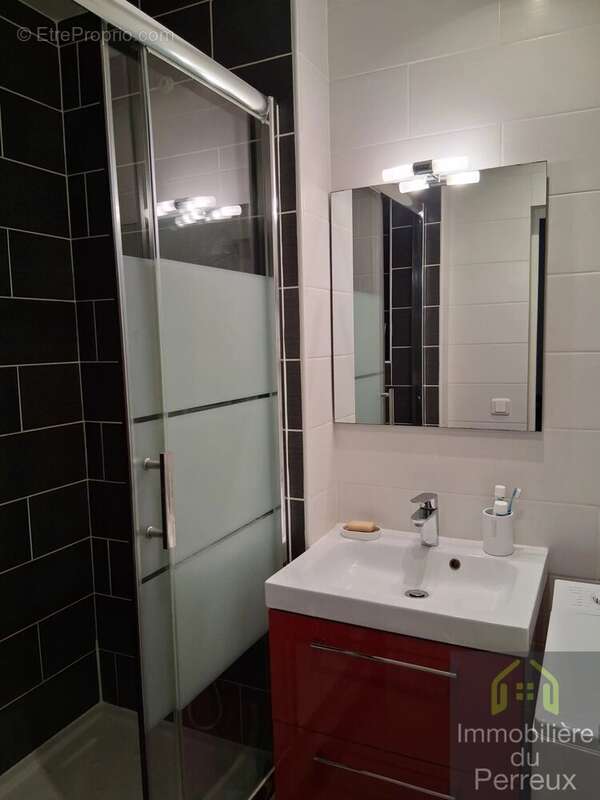 Appartement à LE PERREUX-SUR-MARNE