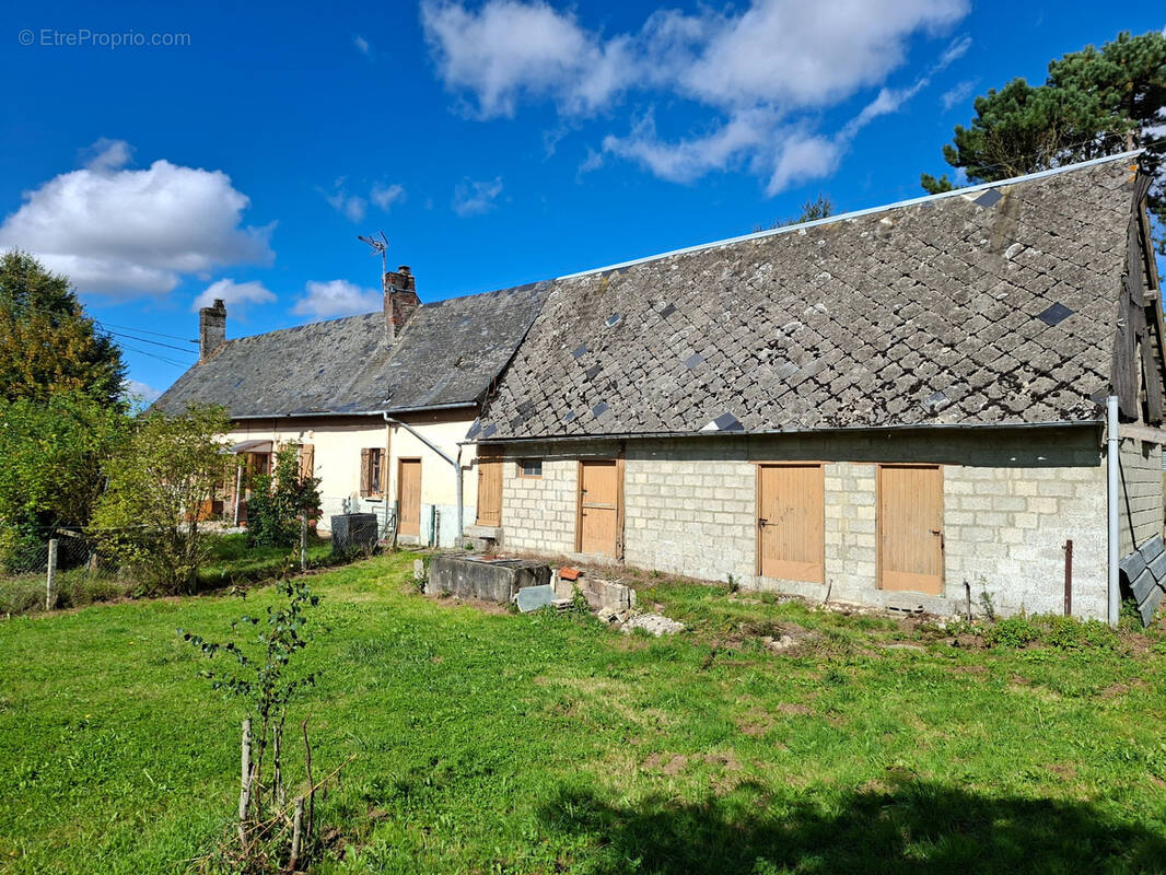 Maison à AVESNES-EN-VAL