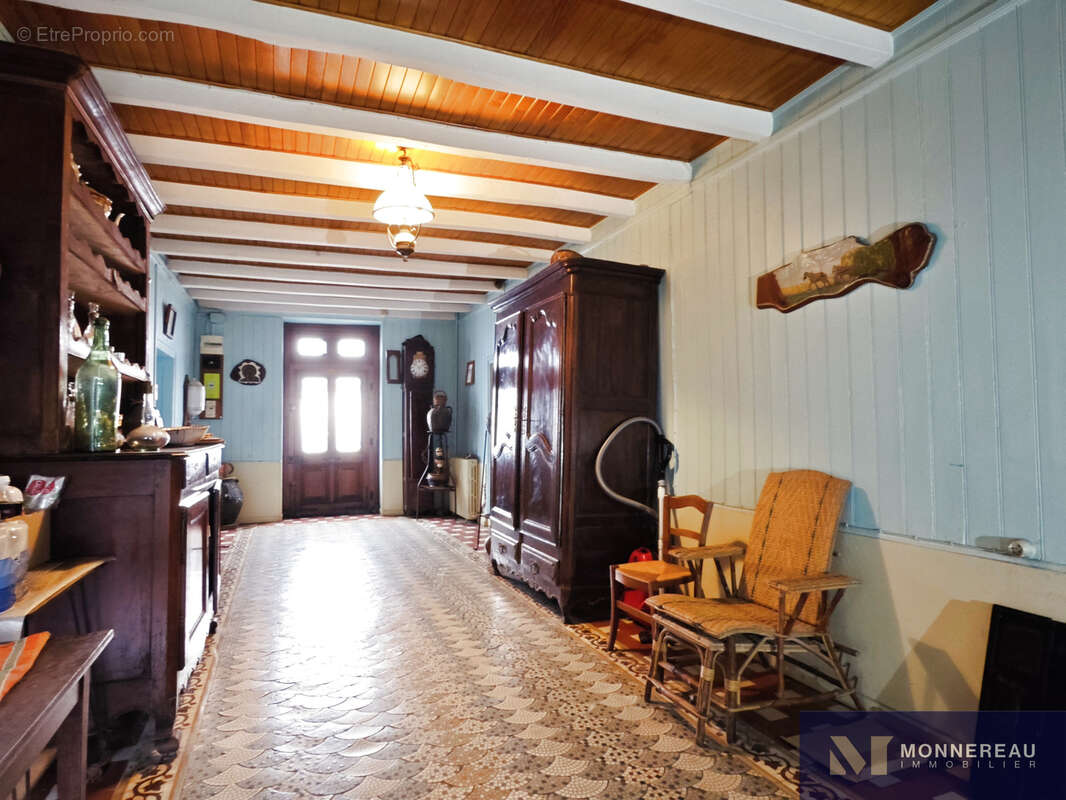 Maison à TOUVERAC