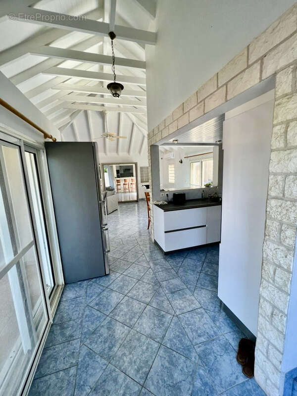 Maison à CAPESTERRE-BELLE-EAU