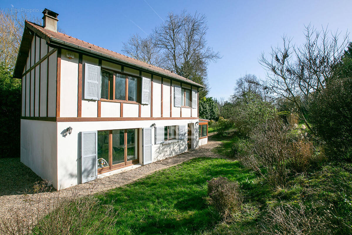 Maison à MONTAINVILLE