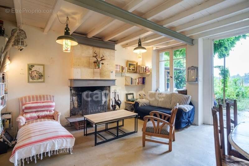 Maison à QUINSAC