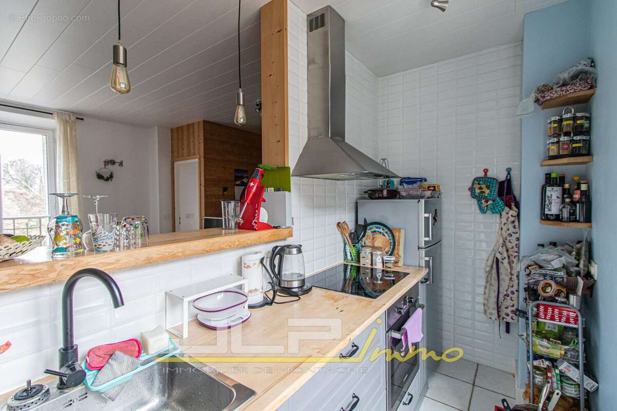 Appartement à SAINT-GERVAIS-LES-BAINS