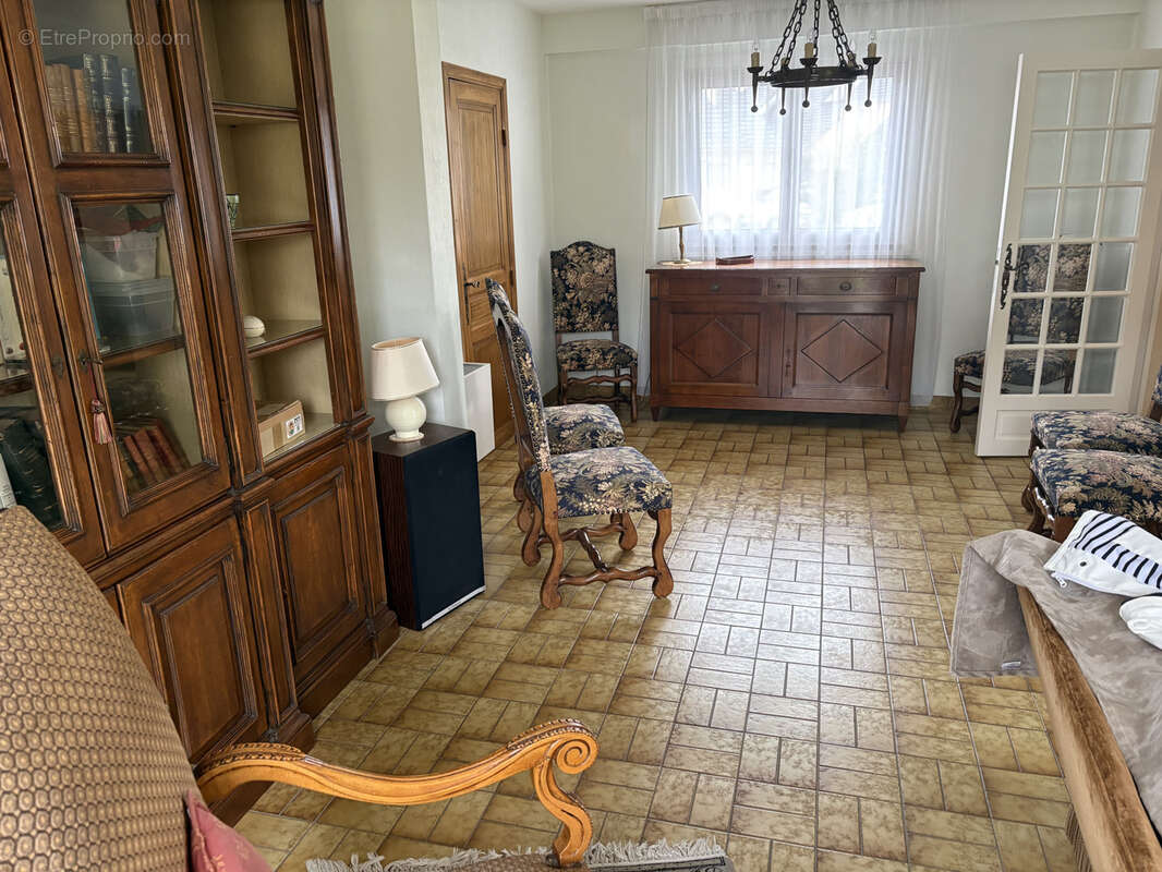 Maison à CHATELLERAULT