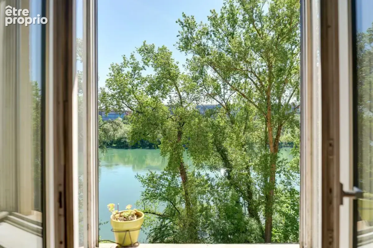 Appartement charmant type T3/T4 de 98 m2 avec une jolie vue dégagée et sans vis à vis à Caluire et cuire - photo 12