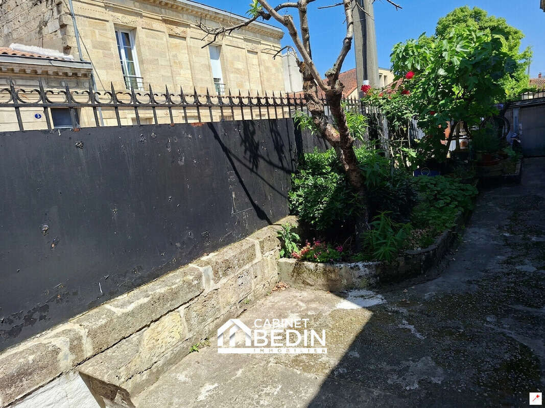 Maison 80 m² à Bordeaux  - photo 4