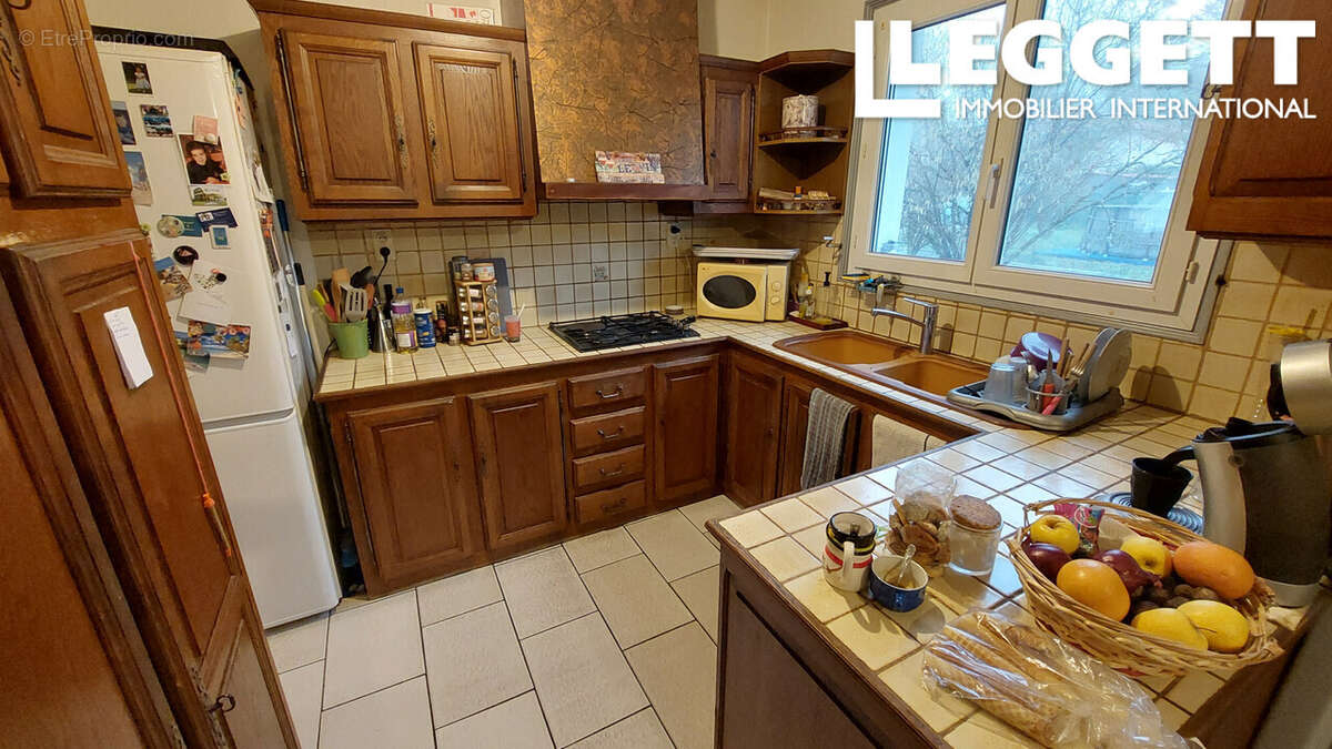 Maison à VILLEBOIS-LAVALETTE